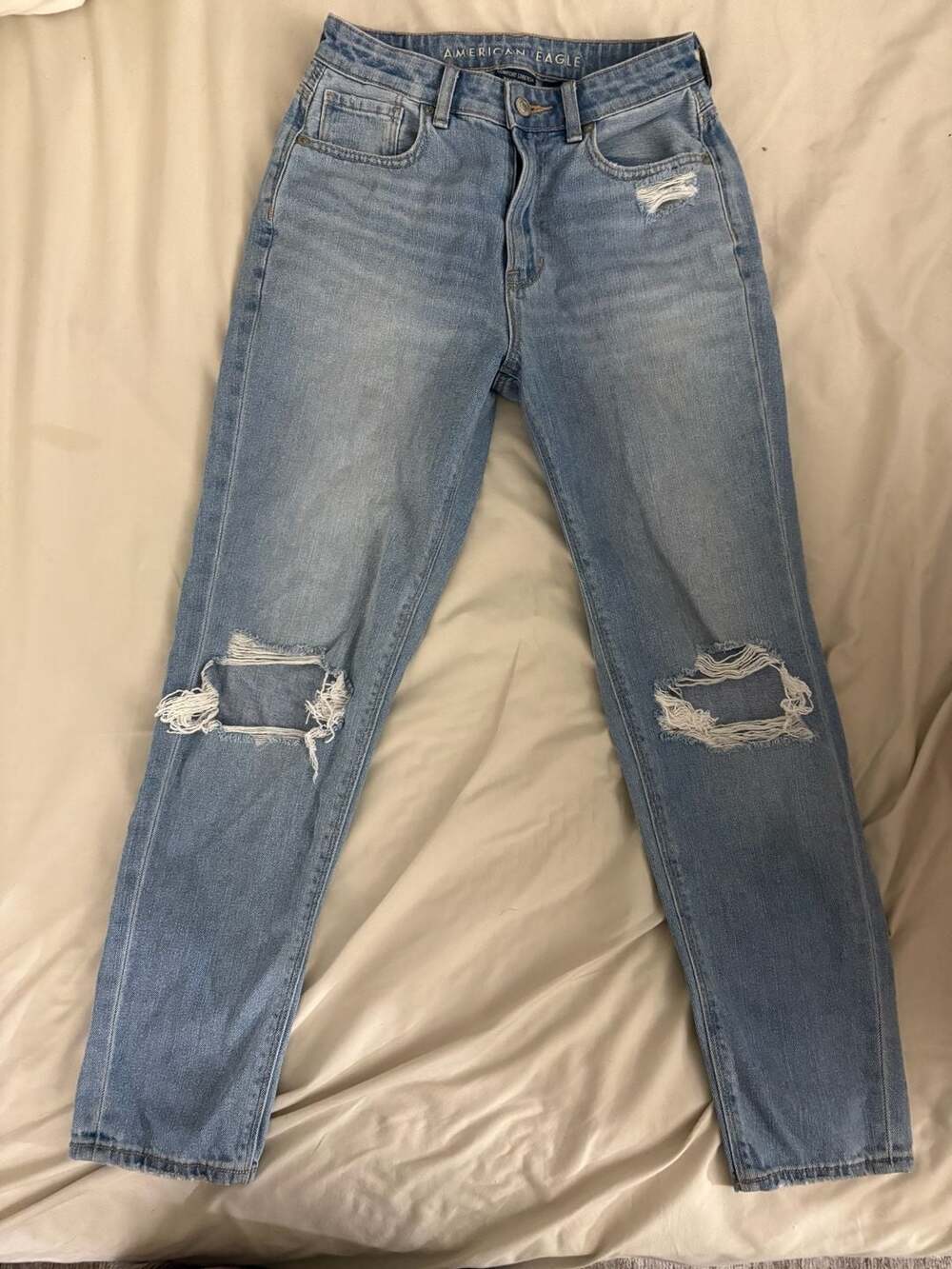 American Eagle Mom Jeans with Comfort Stretch Waistband, Size 2